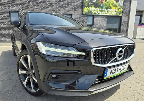 śląskie Volvo V60 Cross Country cena 132900 przebieg: 179000, rok produkcji 2020 z Zabrze